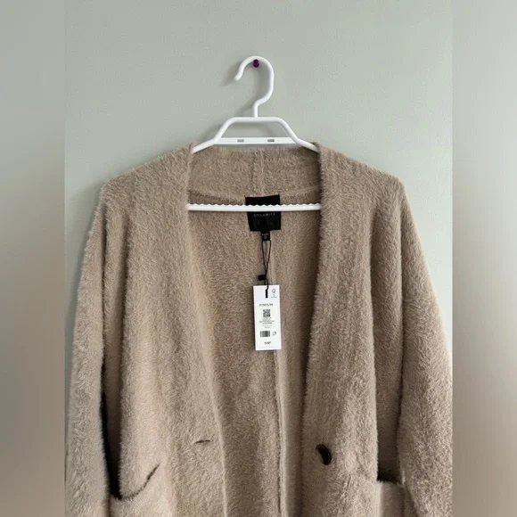 Dynamite Teddy Cardigan - Picture 3 of 3